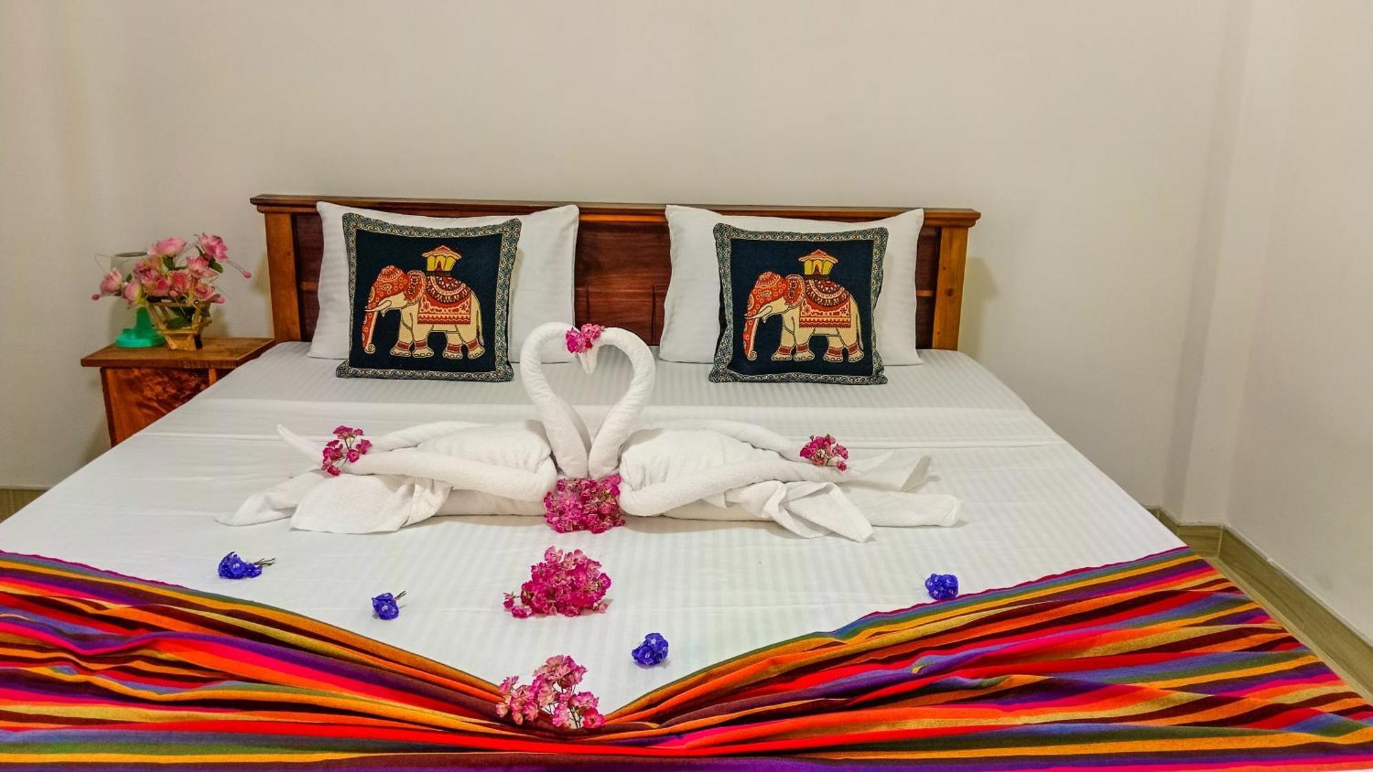 Gimhana Homestay سيغيرِيا المظهر الخارجي الصورة