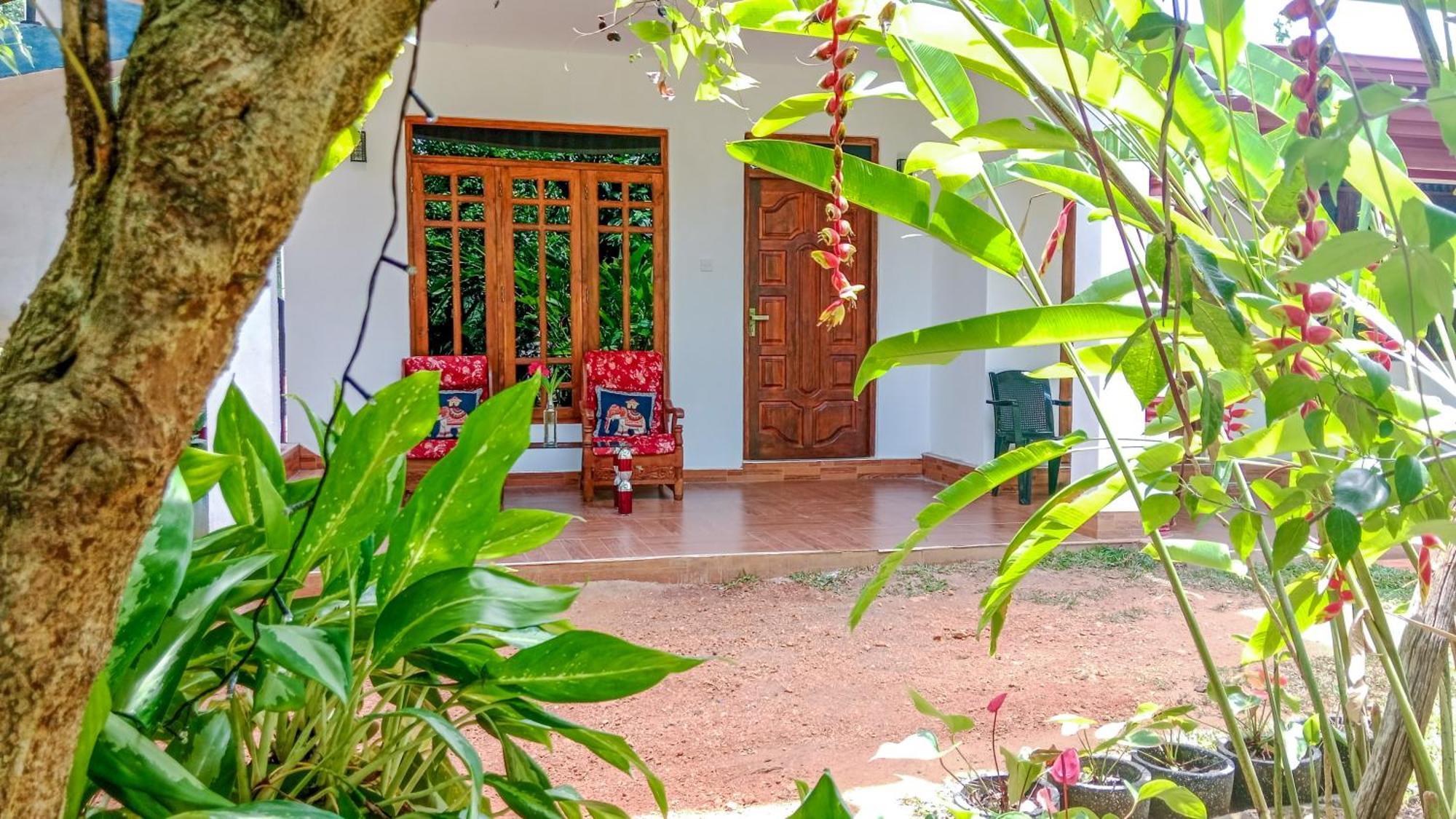 Gimhana Homestay سيغيرِيا المظهر الخارجي الصورة