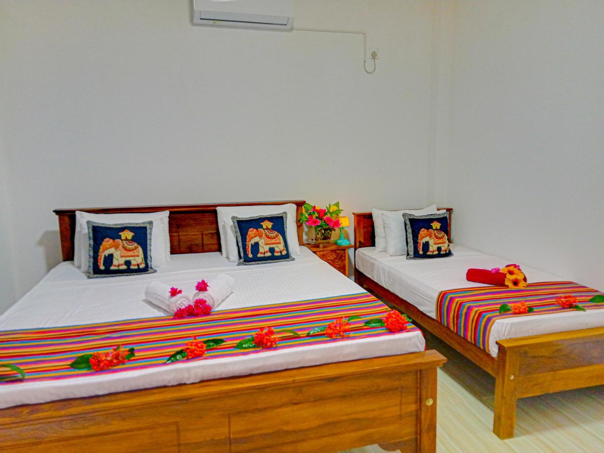 Gimhana Homestay سيغيرِيا المظهر الخارجي الصورة